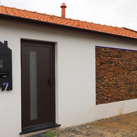 Dainty House Villa Овар Екстериор снимка